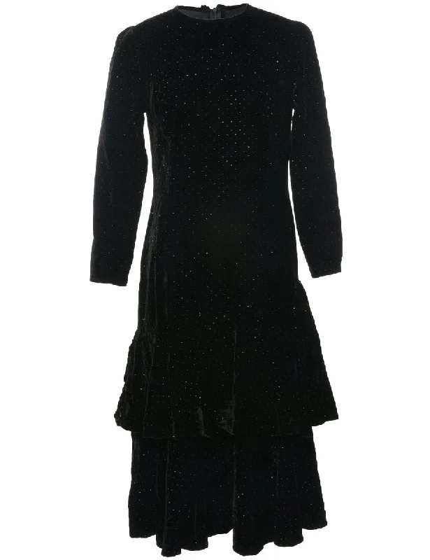 Elegant Style Velvet Sparkly Finish Evening Dress - M